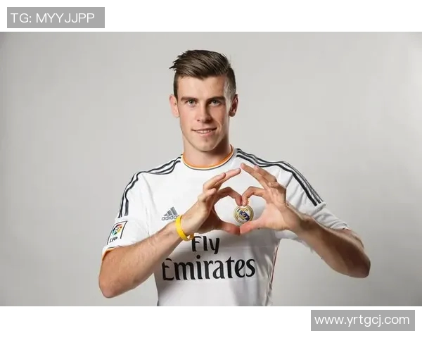 退役足球球星全名单及其职业生涯亮点回顾 退役足球球星全名单及其职业生涯亮点回顾